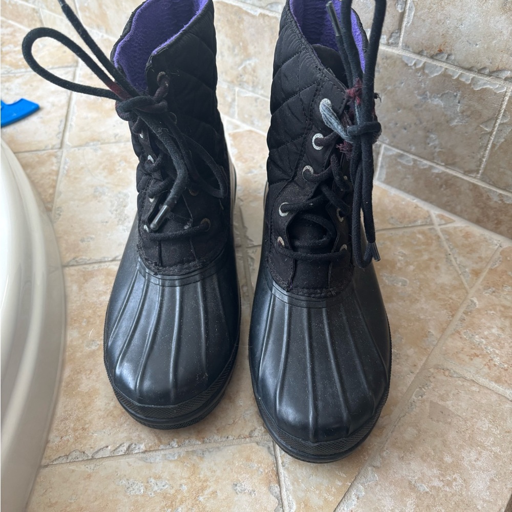Sperry Black Quilted Lace-Up Boots